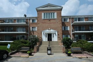 1110 N Farnsworth Avenue 310, Aurora, IL 60505