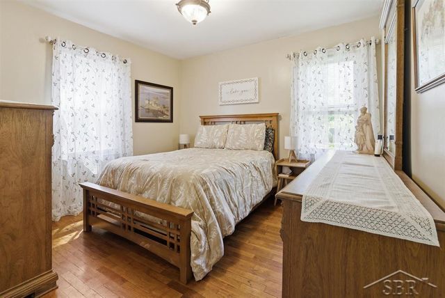 306 E Sugnet Road, Midland, MI 48642