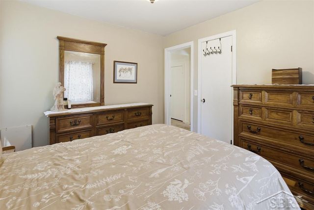 306 E Sugnet Road, Midland, MI 48642