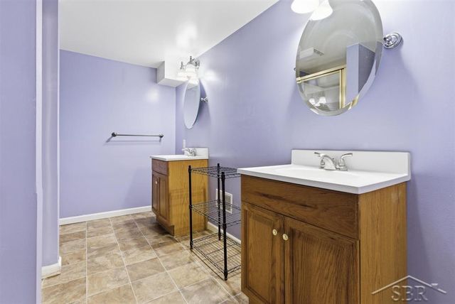 306 E Sugnet Road, Midland, MI 48642