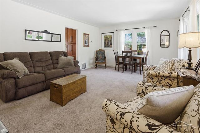 306 E Sugnet Road, Midland, MI 48642