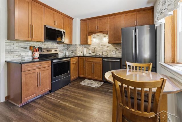 306 E Sugnet Road, Midland, MI 48642