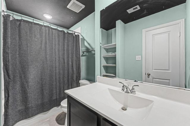 8814 Ruddy Duck Court, Baytown, TX 77521