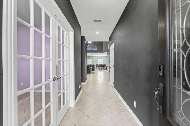 8814 Ruddy Duck Court, Baytown, TX 77521