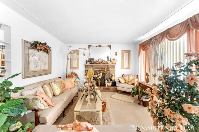 831 West Street, Muskegon, MI 49442