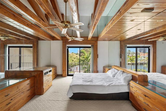 448 Poinciana Dr, Hallandale Beach, FL 33009