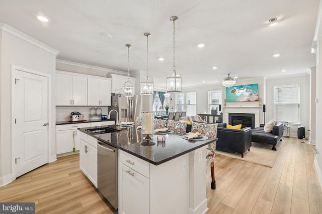 5660 LEWIS CARROLL DR, White Plains, MD 20695