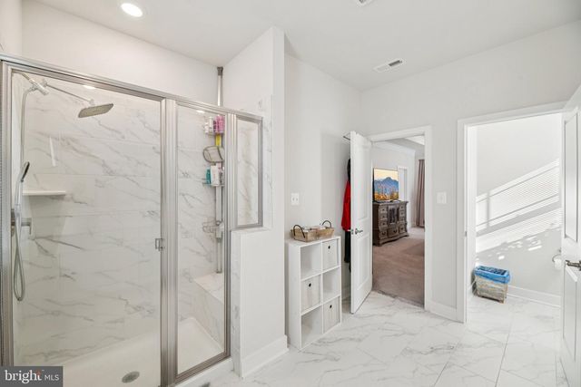 5660 LEWIS CARROLL DR, White Plains, MD 20695