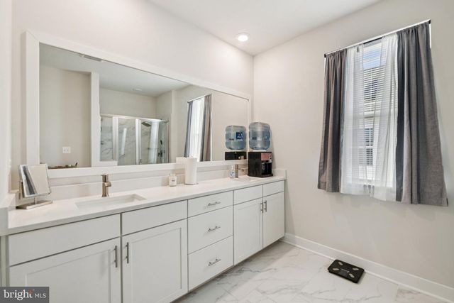 5660 LEWIS CARROLL DR, White Plains, MD 20695