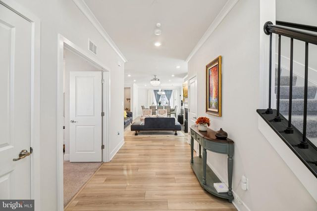 5660 LEWIS CARROLL DR, White Plains, MD 20695