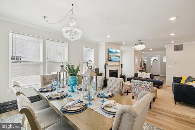 5660 LEWIS CARROLL DR, White Plains, MD 20695