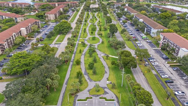 13705 SW 12th St 409B, Pembroke Pines, FL 33027