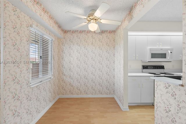 13705 SW 12th St 409B, Pembroke Pines, FL 33027