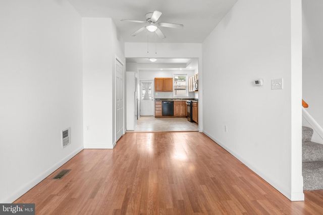 3915 FALLS RD, Baltimore, MD 21211