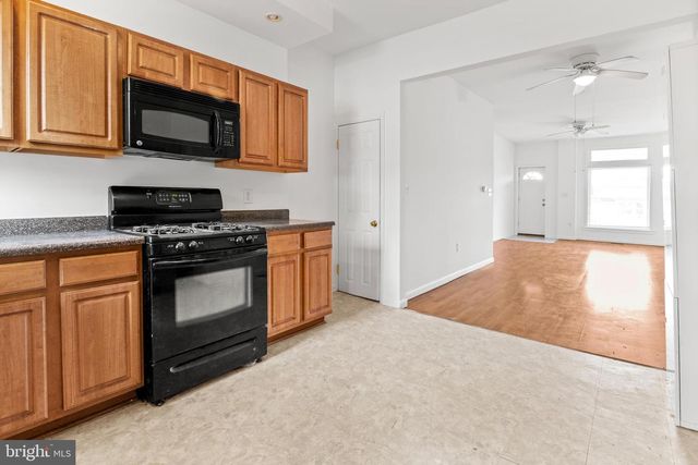 3915 FALLS RD, Baltimore, MD 21211