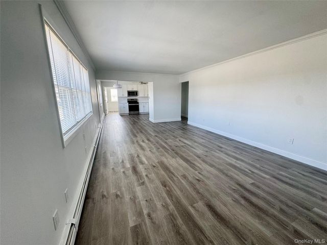 70 Burlington Avenue, Deer Park, NY 11729