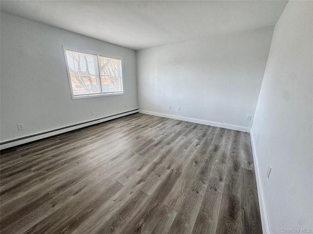 70 Burlington Avenue, Deer Park, NY 11729