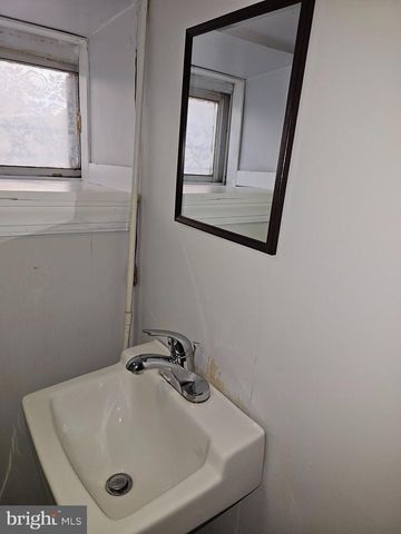 1744 STOCKER ST, Philadelphia, PA 19145