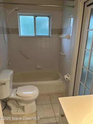 1610 Lago Mar Drive, Melbourne, FL 32940