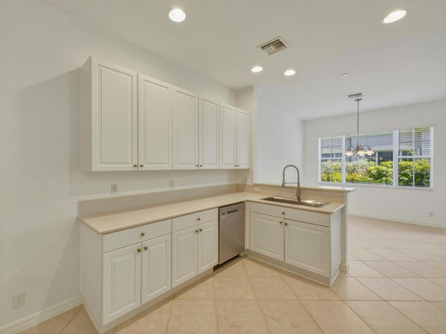 119 Lancaster Road, Boynton Beach, FL 33426