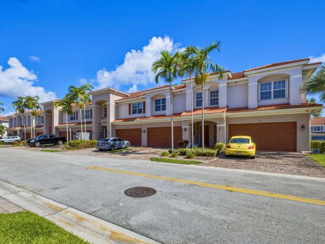 119 Lancaster Road, Boynton Beach, FL 33426