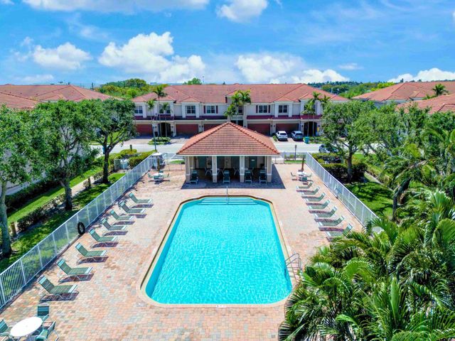 119 Lancaster Road, Boynton Beach, FL 33426