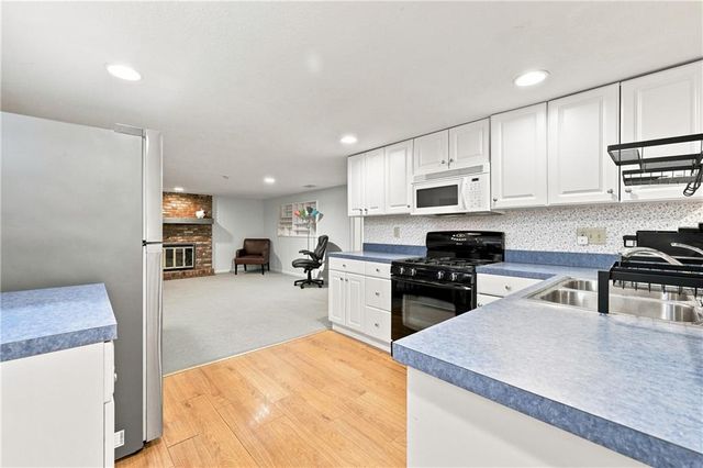 5207 Spring Avenue, Kansas City, MO 64133