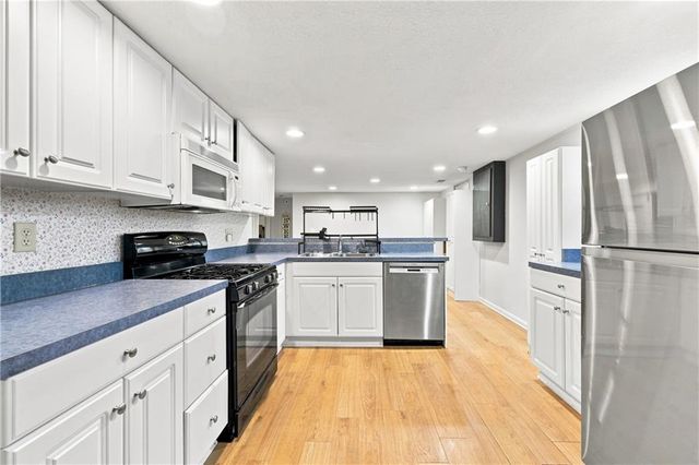 5207 Spring Avenue, Kansas City, MO 64133
