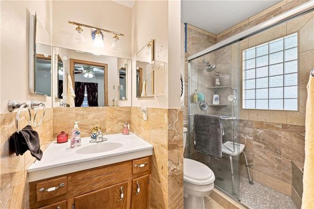 5207 Spring Avenue, Kansas City, MO 64133