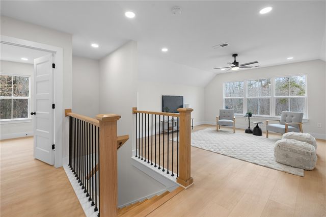 502 Point Road, Westminster, SC 29693