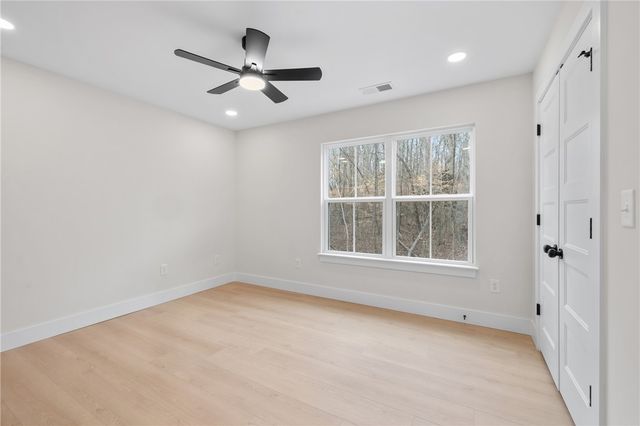502 Point Road, Westminster, SC 29693