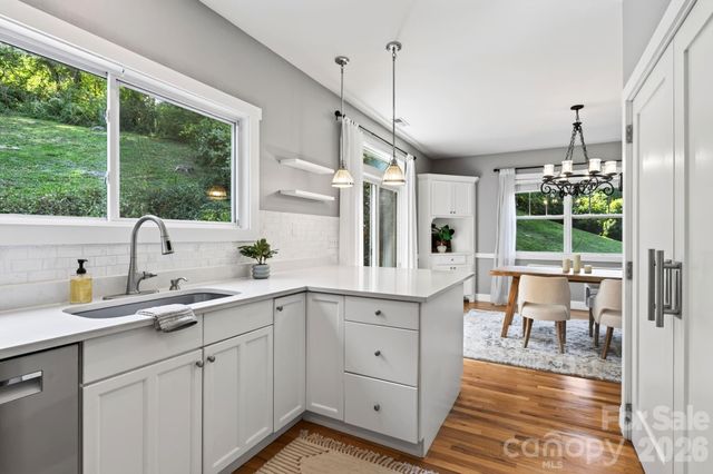 26 Macdougall Lane, Weaverville, NC 28787