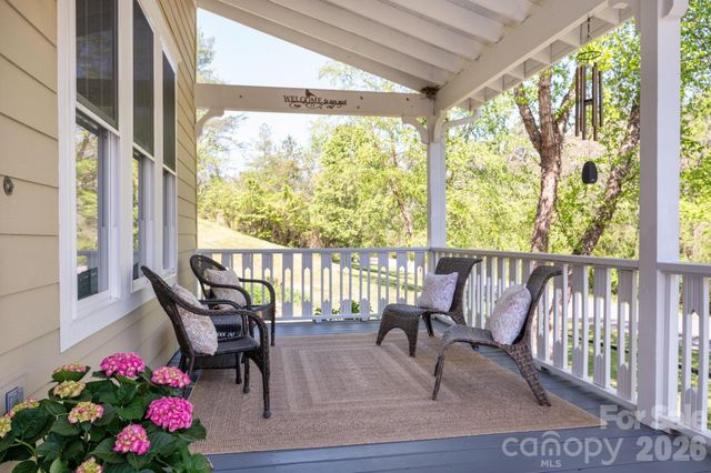 26 Macdougall Lane, Weaverville, NC 28787