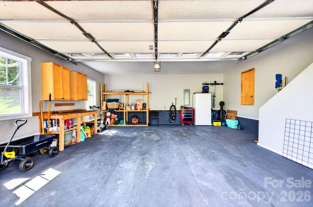 26 Macdougall Lane, Weaverville, NC 28787