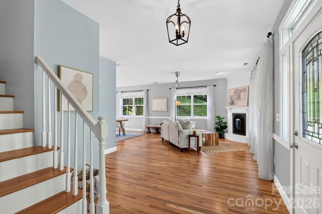 26 Macdougall Lane, Weaverville, NC 28787