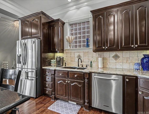 333 Paradise Point, Hot Springs, AR 71913