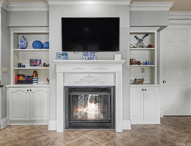 333 Paradise Point, Hot Springs, AR 71913