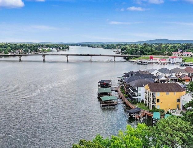 333 Paradise Point, Hot Springs, AR 71913