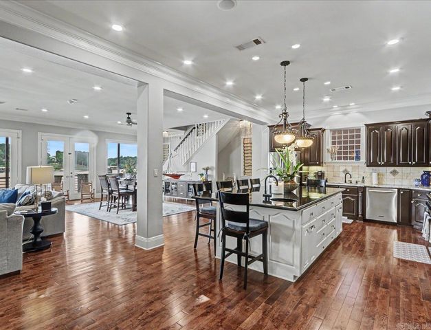 333 Paradise Point, Hot Springs, AR 71913