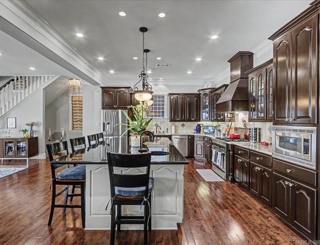 333 Paradise Point, Hot Springs, AR 71913