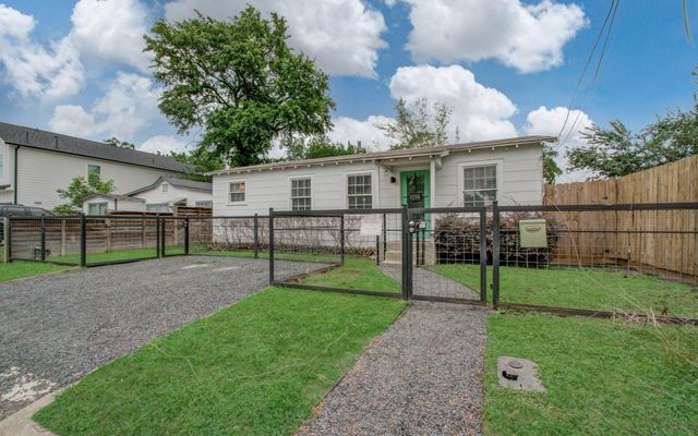 4706 Fisk Street, Houston, TX 77009