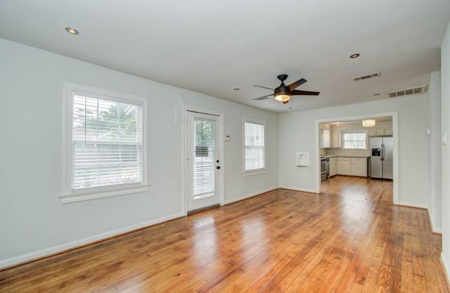4706 Fisk Street, Houston, TX 77009