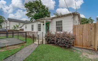 4706 Fisk Street, Houston, TX 77009