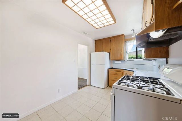 9026 Buhman Ave, Downey, CA 90240