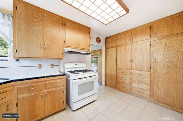 9026 Buhman Ave, Downey, CA 90240