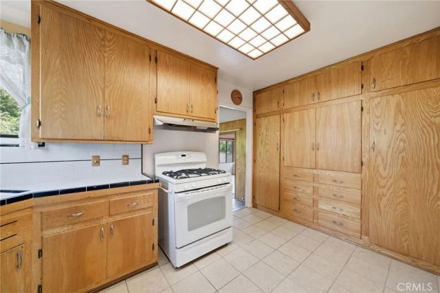 9026 Buhman Ave, Downey, CA 90240