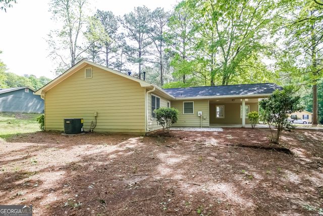606 Hamlet Court SE, Conyers, GA 30094