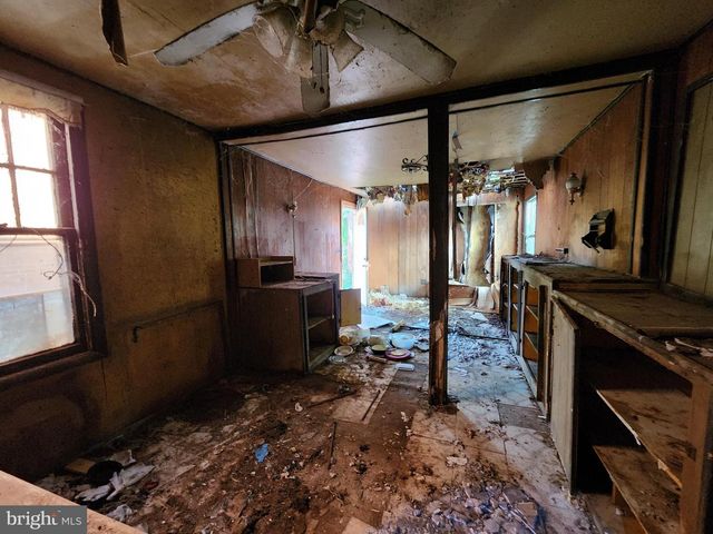 3024 VIRGINIA AVE, Baltimore, MD 21215