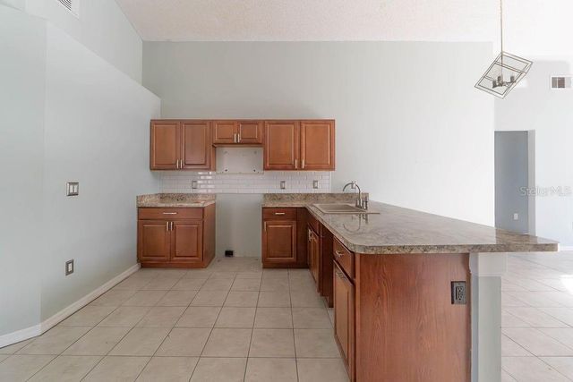 1008 CASTERTON CIRCLE, Davenport, FL 33897