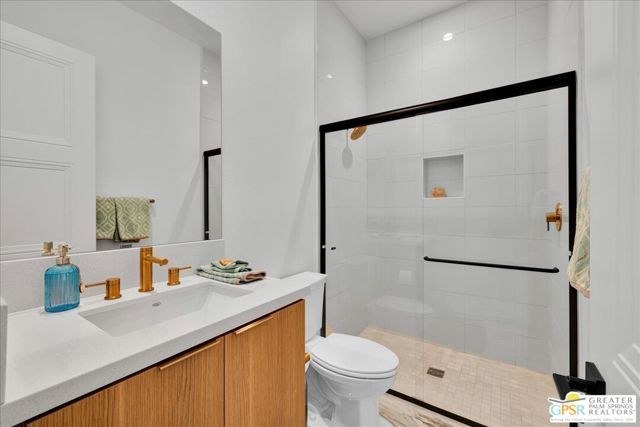 841 Fountain Drive, Palm Springs, CA 92262